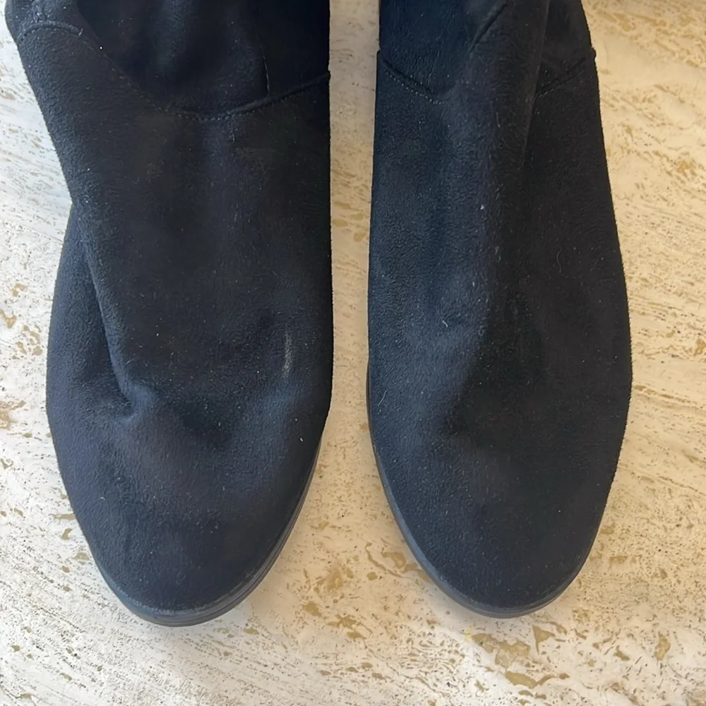 Express women’s black knee high boots size 8